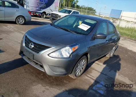 2016 Nissan Versa 1.6 S/1.6 S+/1.6 Sl/1.6 Sv z USA, uszkodzony, nr VIN 3N1CN7AP6GL830470